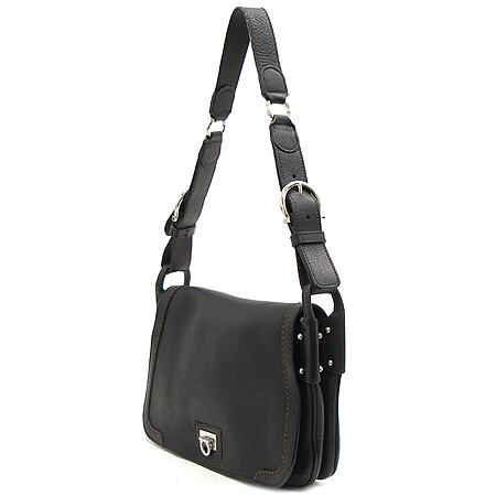 Ferragamo(��󰡸�) 21-6921 �������� ����� �̹���2 - ���̺��� �߰���ǰ